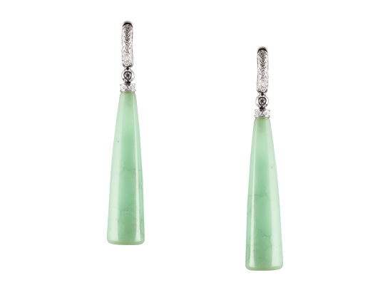 White gold earrings with diamond and chrysoprase_marco meletti_jewelry maker_cora collection